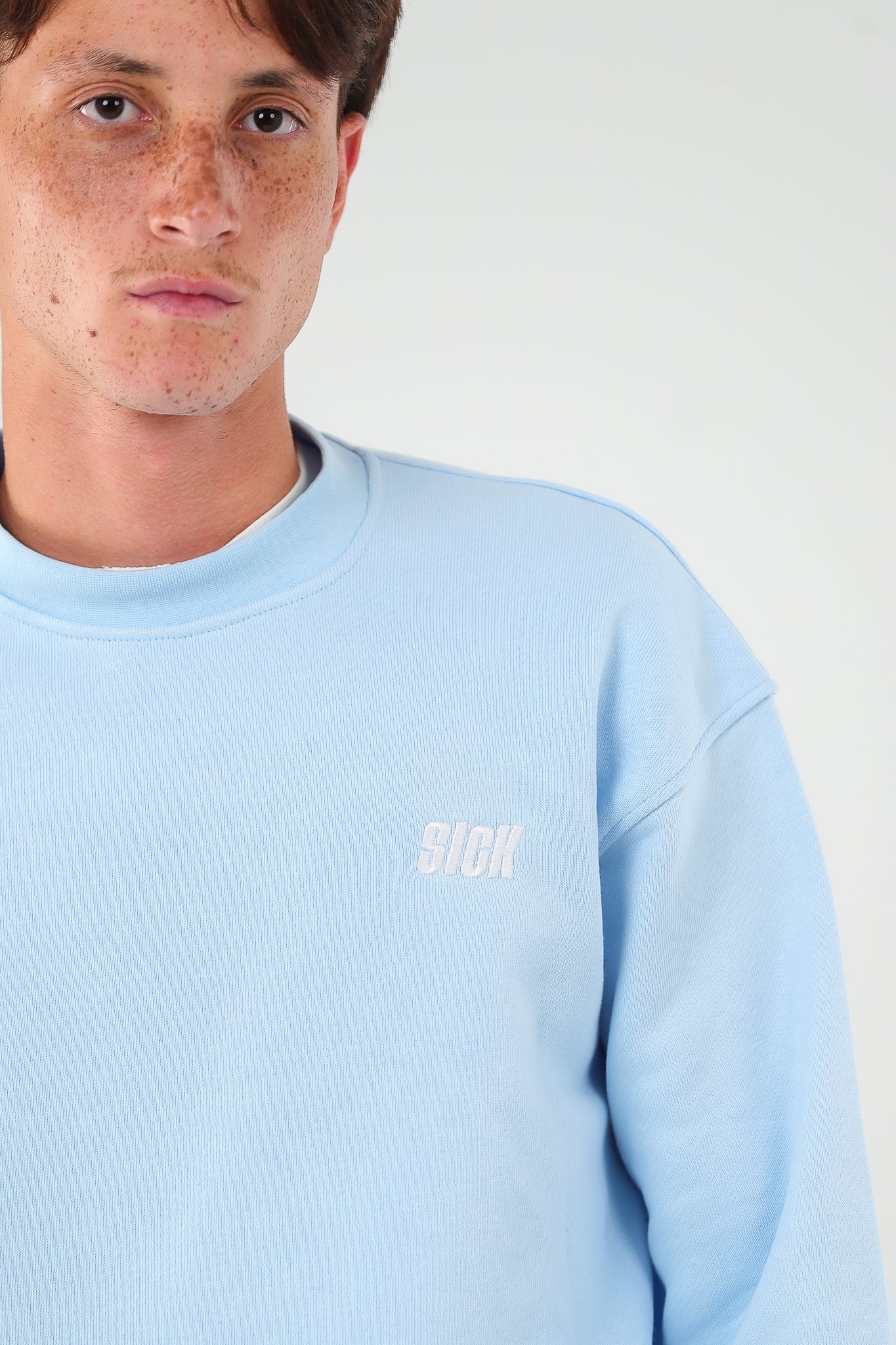 BASIC SICK CREWNECK