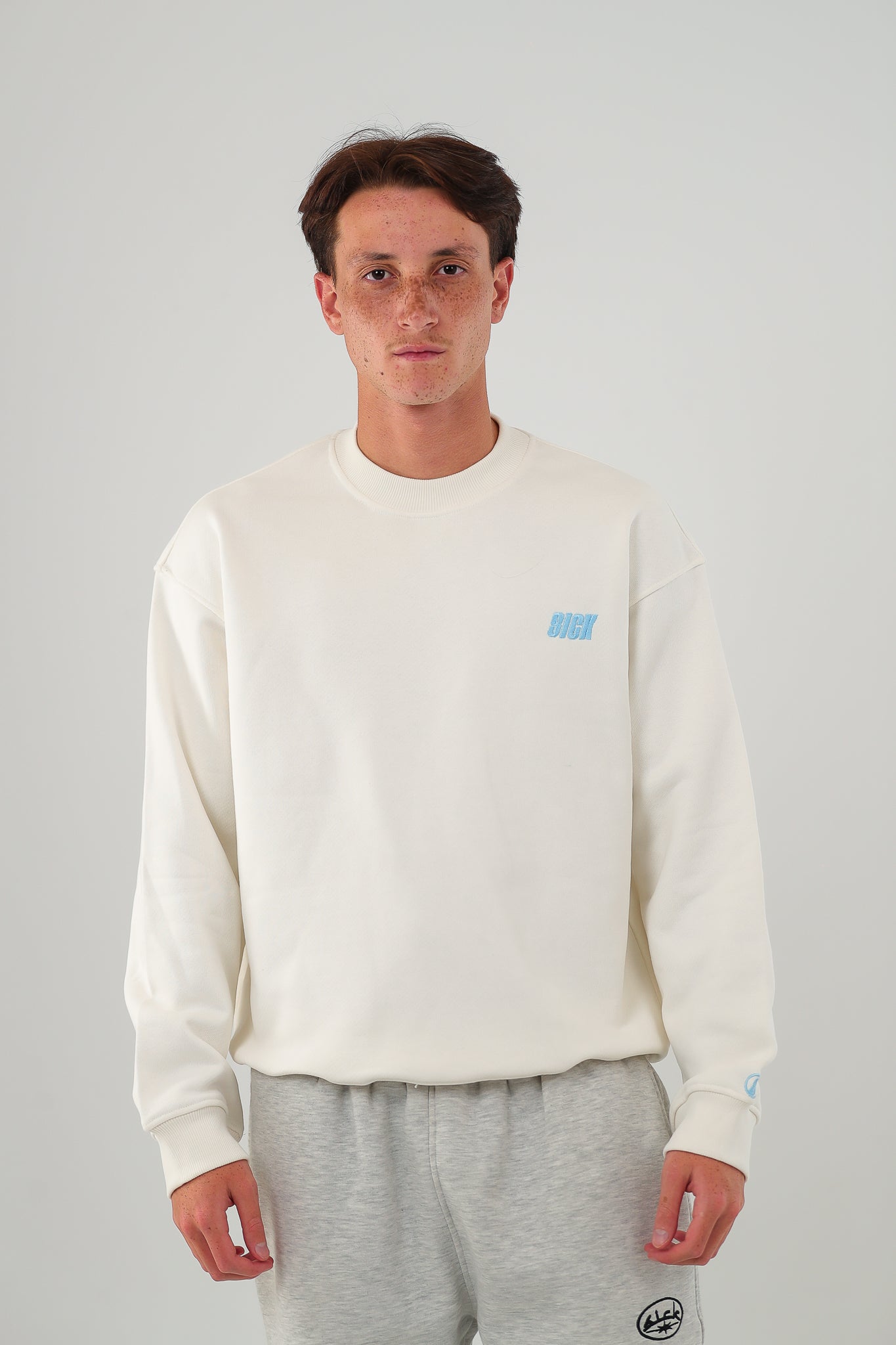 BASIC SICK CREWNECK